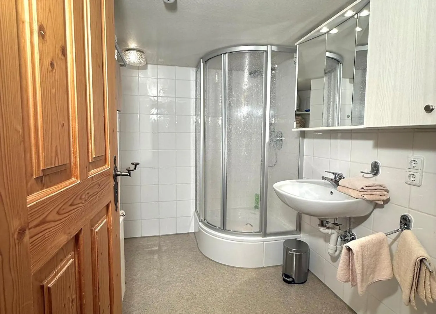 Ferienwohnung Poldi - Annehmlichkeiten Von 4-Sterne Familien- Und Wellnesshotel Viktoria Koennen Mitgenutzt Werden Oberstdorf Germany